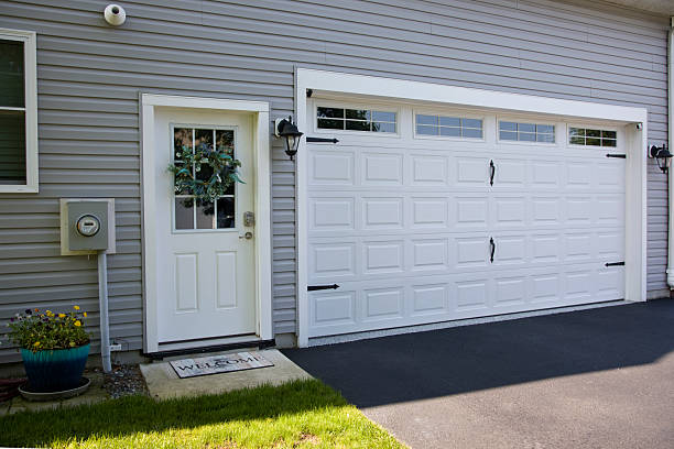 24/7 Emergency Garage Door Panel Replacement experts in Lincoln County County, AR